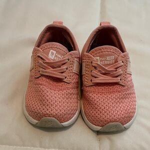 New Balance Kids Sneakers - Coral Pink